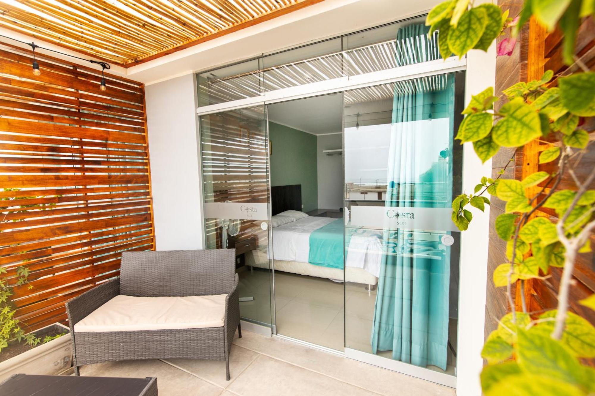 Costa Sur Hotel